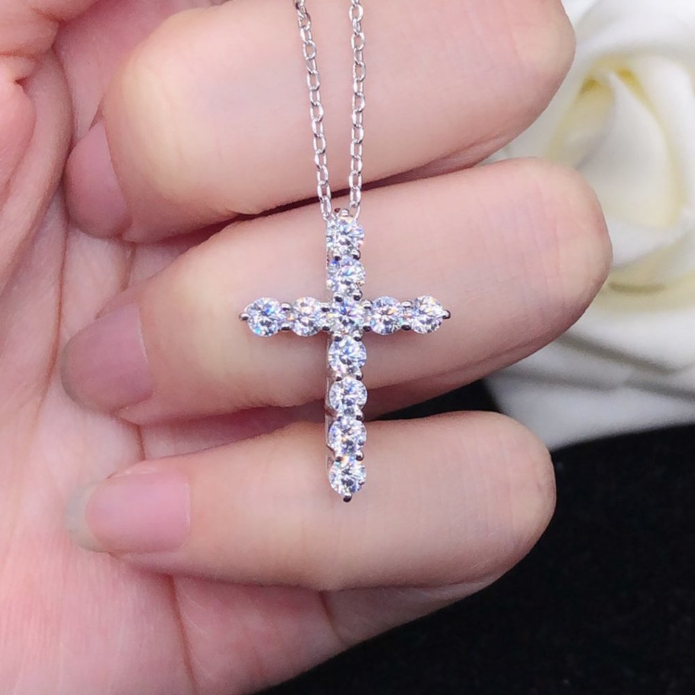 Certified 2.5mm Moissanite Diamond Cross Pendant Necklace NEW - Picture 4 of 15